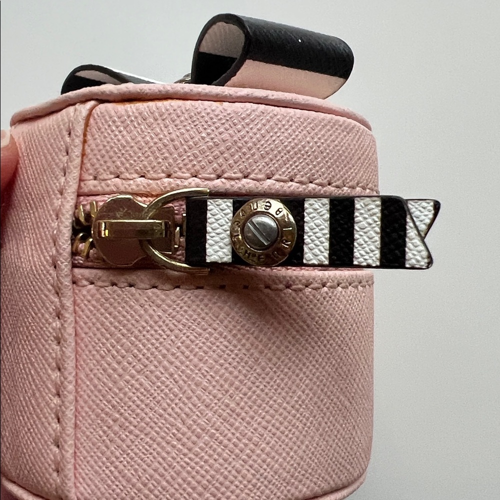 Henri Bendel Pink Leather Jewelry Ring Box Holder - Picture 5 of 9